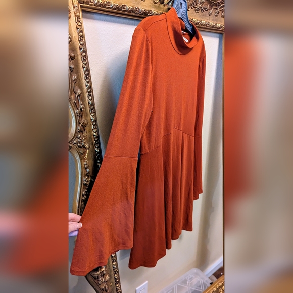 BCBG BEAUTIFUL MINI DRESS SZ M - Picture 3 of 5